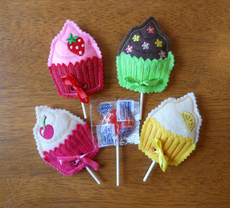 cupcake-lolli-holder1.jpg cupcake-lolli-holder1.jpg